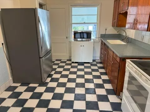 Kitchen - 2127 E Heroy Ave, Spokane, WA 99207 photo 2 of 2