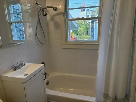 Bath - 2127 E Heroy Ave, Spokane, WA 99207 photo 2 of 2