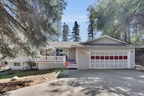 13320 N Hillary Ct, Mead, WA 99021