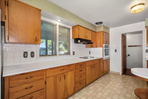 12816 E 9th Ave, Spokane Valley, WA 99216 photo 12