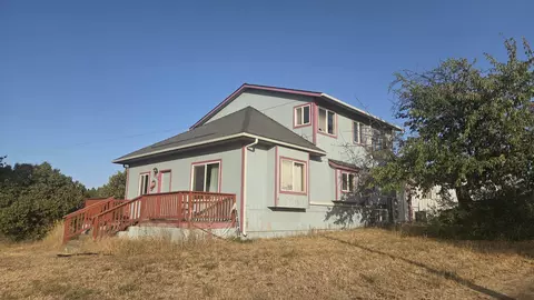 908 Garfield St, Lamont, WA 99017