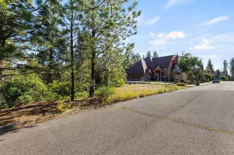 1841 E Pinecrest Rd, Spokane, WA 99203 photo 3
