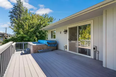 Exterior - 513 E Handy Rd, Colbert, WA 99005 photo 5 of 9