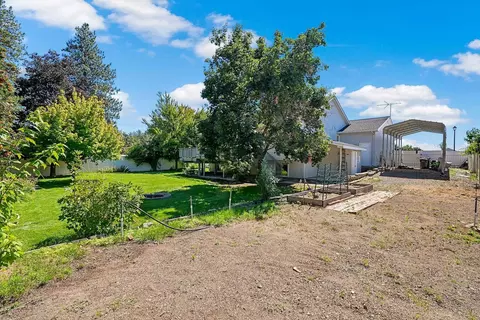 Exterior - 513 E Handy Rd, Colbert, WA 99005 photo 7 of 9