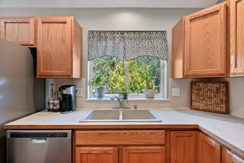 Kitchen - 513 E Handy Rd, Colbert, WA 99005 photo 2 of 3