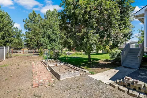 Exterior - 513 E Handy Rd, Colbert, WA 99005 photo 6 of 9
