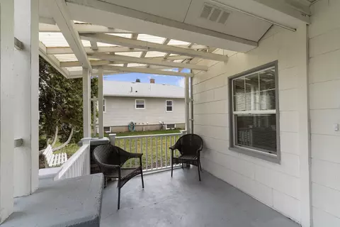 Exterior - 4054 E 4th Ave, Spokane, WA 99203 photo 2 of 11