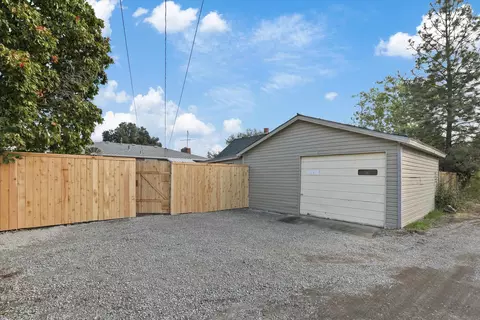 1718 E Broad Ave, Spokane, WA 99207 photo 25