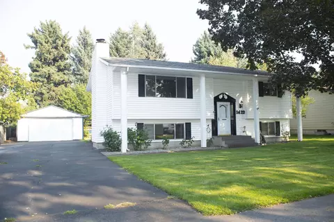 1422 N Bessie Rd, Spokane Valley, WA 99212
