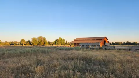 000 Enoch Rd, Deer Park, WA 99006