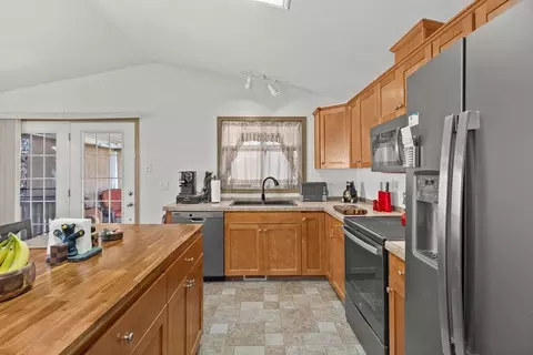 1211 E Lyons Apt 62 Ave, Spokane, WA 99208 photo 9