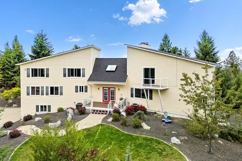 17210 E Foothills Rd, Spokane, WA 99217