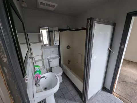 Bath - 358 E 8th Ave, Spokane, WA 99202 photo 1 of 1