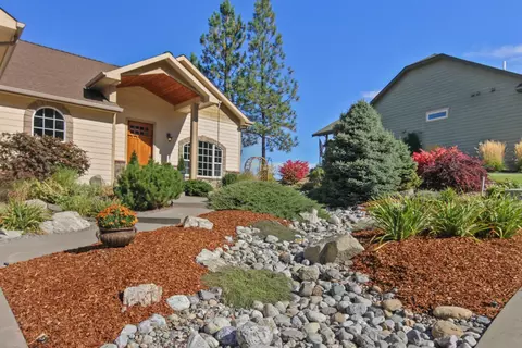 Exterior - 1155 E Quartz Ln, Spokane, WA 99208 photo 2 of 12