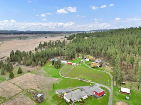 View/Area - 8615 E Lindgren Rd, Spokane, WA 99217 photo 4 of 4