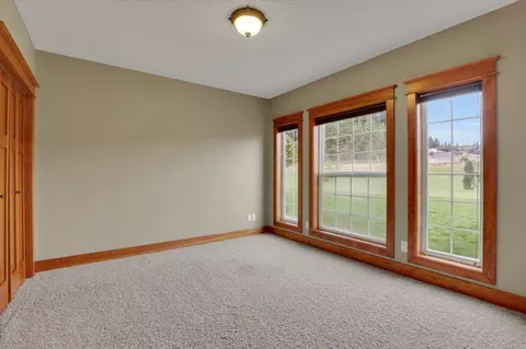 Bedroom - 8615 E Lindgren Rd, Spokane, WA 99217 photo 4 of 5