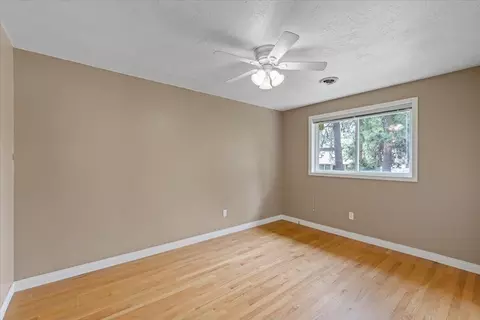 Bedroom - 3914 E Myrtle Ct, Spokane, WA 99223 photo 2 of 4