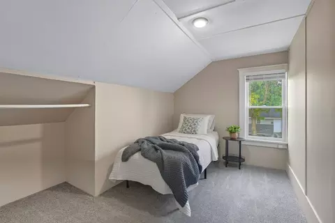 Bedroom - 33 Everett Ave, Spokane, WA 99207 photo 4 of 6