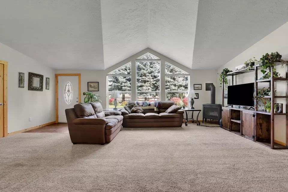  38911 N Newport Hwy, Elk, WA 99009 photo 4