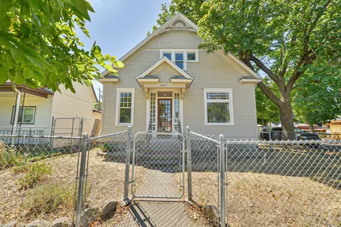 2625 W Mallon Ave, Spokane, WA 99201