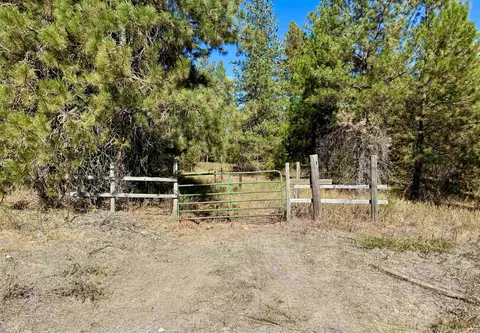 3961 231 Hwy, Springdale, WA 99173