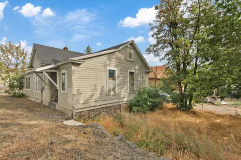 Exterior - 1608 E Hartson Ave, Spokane, WA 99202 photo 7 of 7
