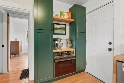 Kitchen - 548 E Dalton Ave, Spokane, WA 99207 photo 2 of 2