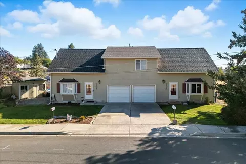 3250 N 3252 N Ash Pl, Spokane, WA 99205