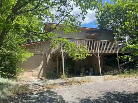 964 N Maple St, Colville, WA 99114