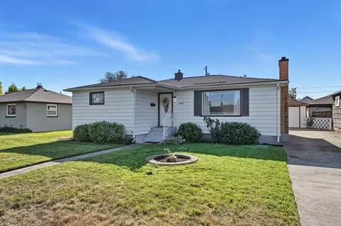 2808 E Marshall Ave, Spokane, WA 99207 photo 2