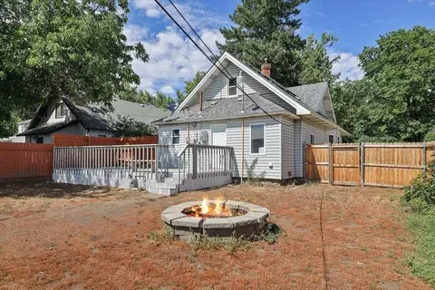 Exterior - 1914 E Gordon Ave, Spokane, WA 99207 photo 5 of 5