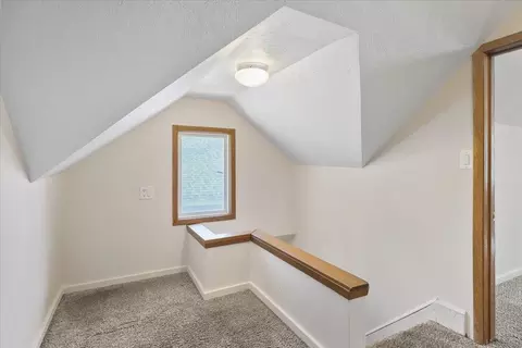 Entry Way - 1914 E Gordon Ave, Spokane, WA 99207 photo 2 of 3