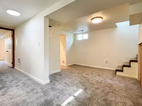Living - 223 E Graves Rd, Spokane, WA 99218 photo 5 of 5
