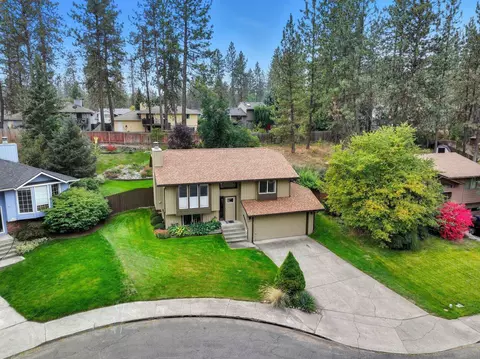 5611 W Lyons Ct, Spokane, WA 99208