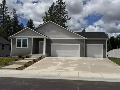 415 N Arcadia Ave, Deer Park, WA 99006