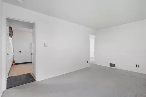 Living - 714 E Joseph Ave, Spokane, WA 99208 photo 2 of 2