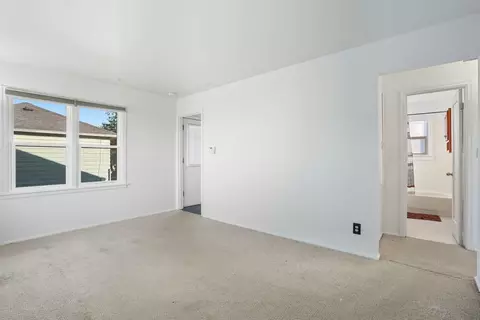 Bedroom - 714 E Joseph Ave, Spokane, WA 99208 photo 1 of 4