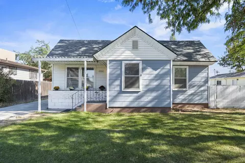 2928 N Cook St, Spokane, WA 99207