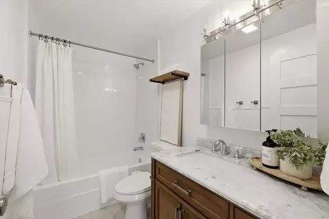 Bath - 3424 E 28th Ave, Spokane, WA 99223 photo 1 of 2