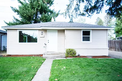 1217 E Dalke Ave, Spokane, WA 99208 photo 2