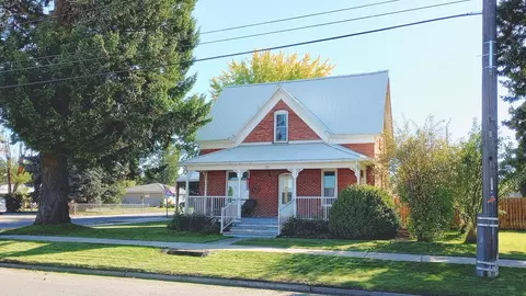 255 E Broadway Ave, Reardan, WA 99029