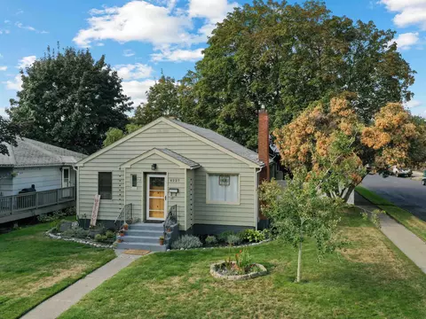4227 N Walnut St, Spokane, WA 99205