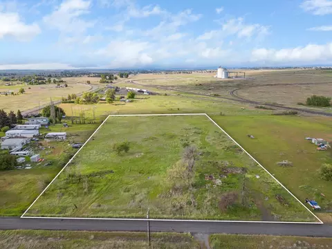 13808 W Taylor Rd, Cheney, WA 99004