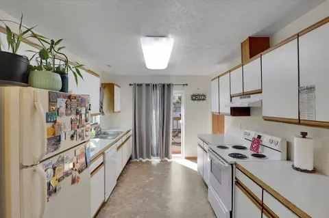 2016 E Francis Ave, Spokane, WA 99208 photo 3