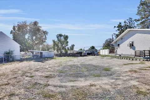 2020 E Francis Ave, Spokane, WA 99208