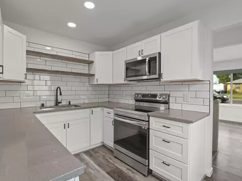 528 E Nebraska Ave, Spokane, WA 99208 photo 4