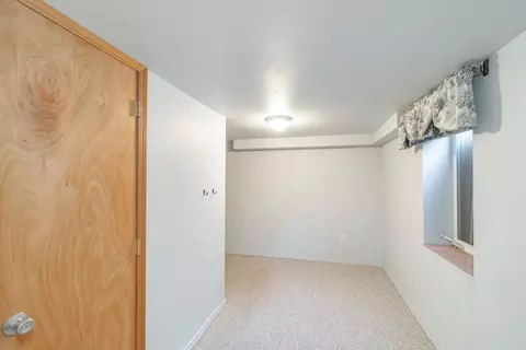 Bedroom - 7204 N Fox Point Dr, Spokane, WA 99208 photo 5 of 5