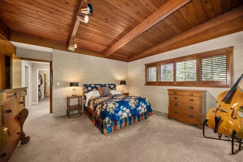 Bedroom - 903 E Crest Rd, Spokane, WA 99203 photo 1 of 4