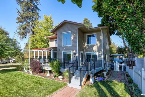716 W 6th St, Medical Lake, WA 99022