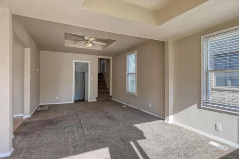 Living - 1317 E Dalton Ave, Spokane, WA 99207 photo 1 of 7